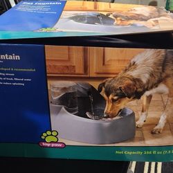 Pet Waterfall Bowl