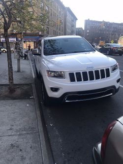 2015 Jeep Cherokee 60.000 millas giving away the account