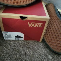 Men Vans Size 9 1/2