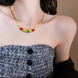 18k gold vintage retro style pendant necklace Gift