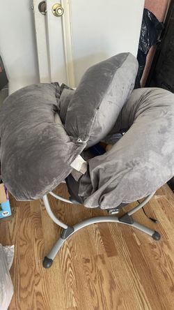 Pregnancy Pillow With Rocker 