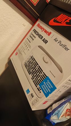 Honeywell HHT270W HEPAClean Tabletop Air Purifier