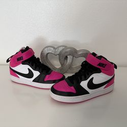 Nike shoes size 5Y