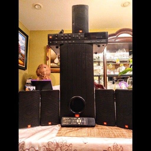 JBL ESC230 Surround Sound Processor/Amplifier 6 Channel Digital Direct Inputs