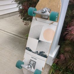 Carver Surf-skating