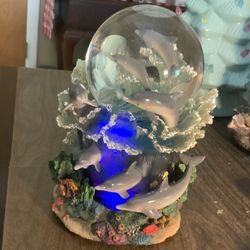Dolphin Snow Globe