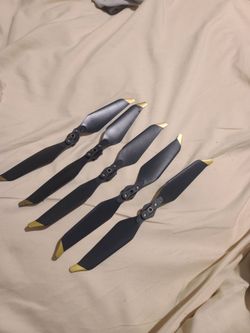 DJI Drone Propellers Black and Gold Set for mavic pro