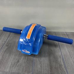 Manual home exercise machine