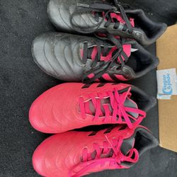 Girls Soccer Shoes 
