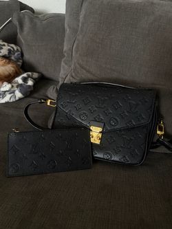 Louis Vuitton Pochette Metis Empreinte Black