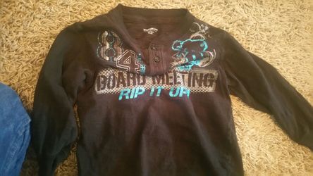 Size 3 kids shirt
