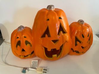 Halloween Jack-O-Lantern Blow Mold Light-Up Decoration