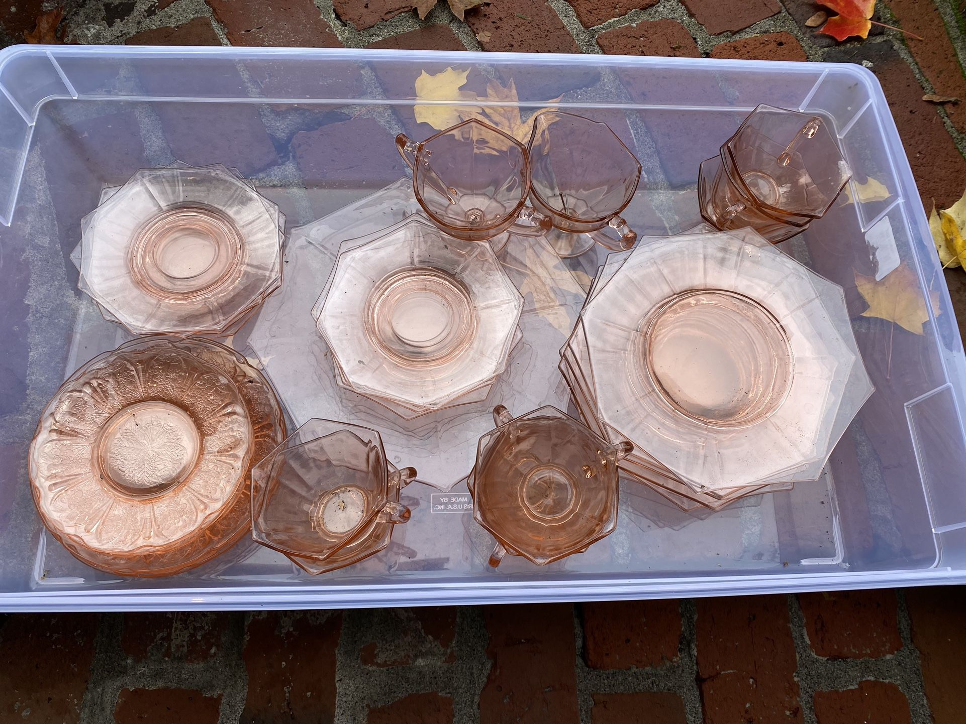 Vintage Pink Glass. Breakfast Set.