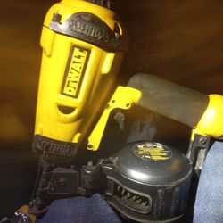 DeWalt Air Nail Gun