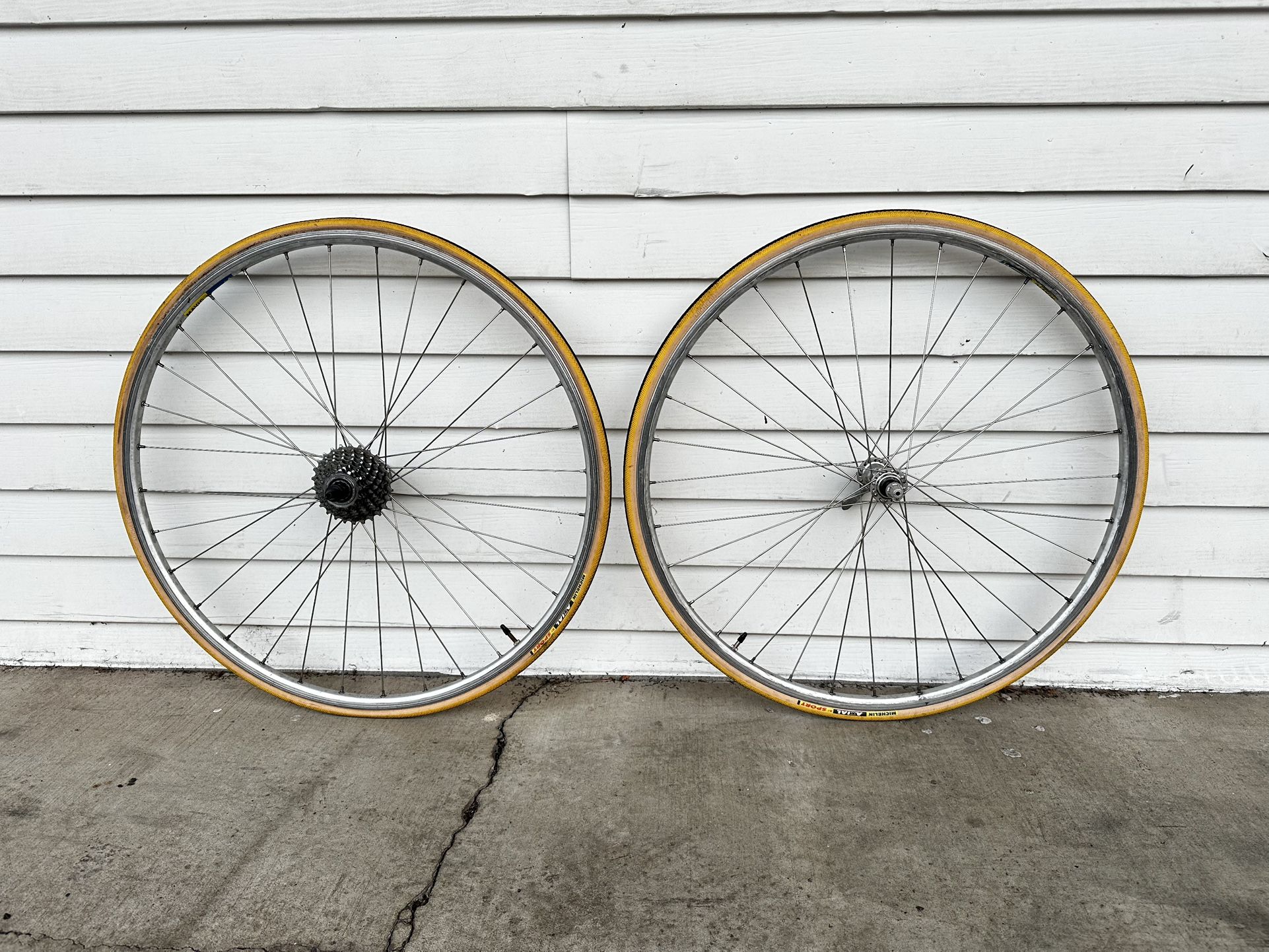 700c Wheel Set