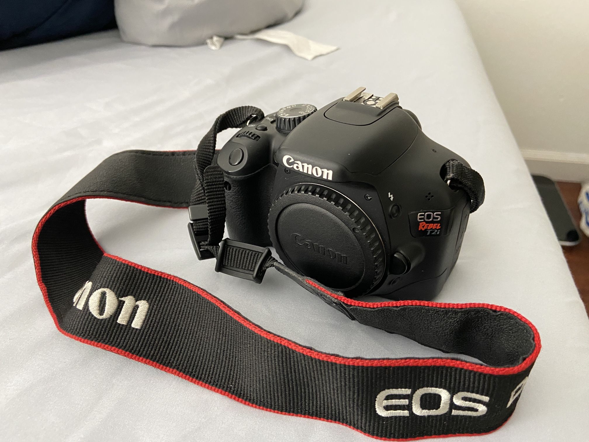 Used Canon EOS T2i (550D) BODY ONLY