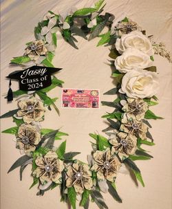 Graduation money Leis
