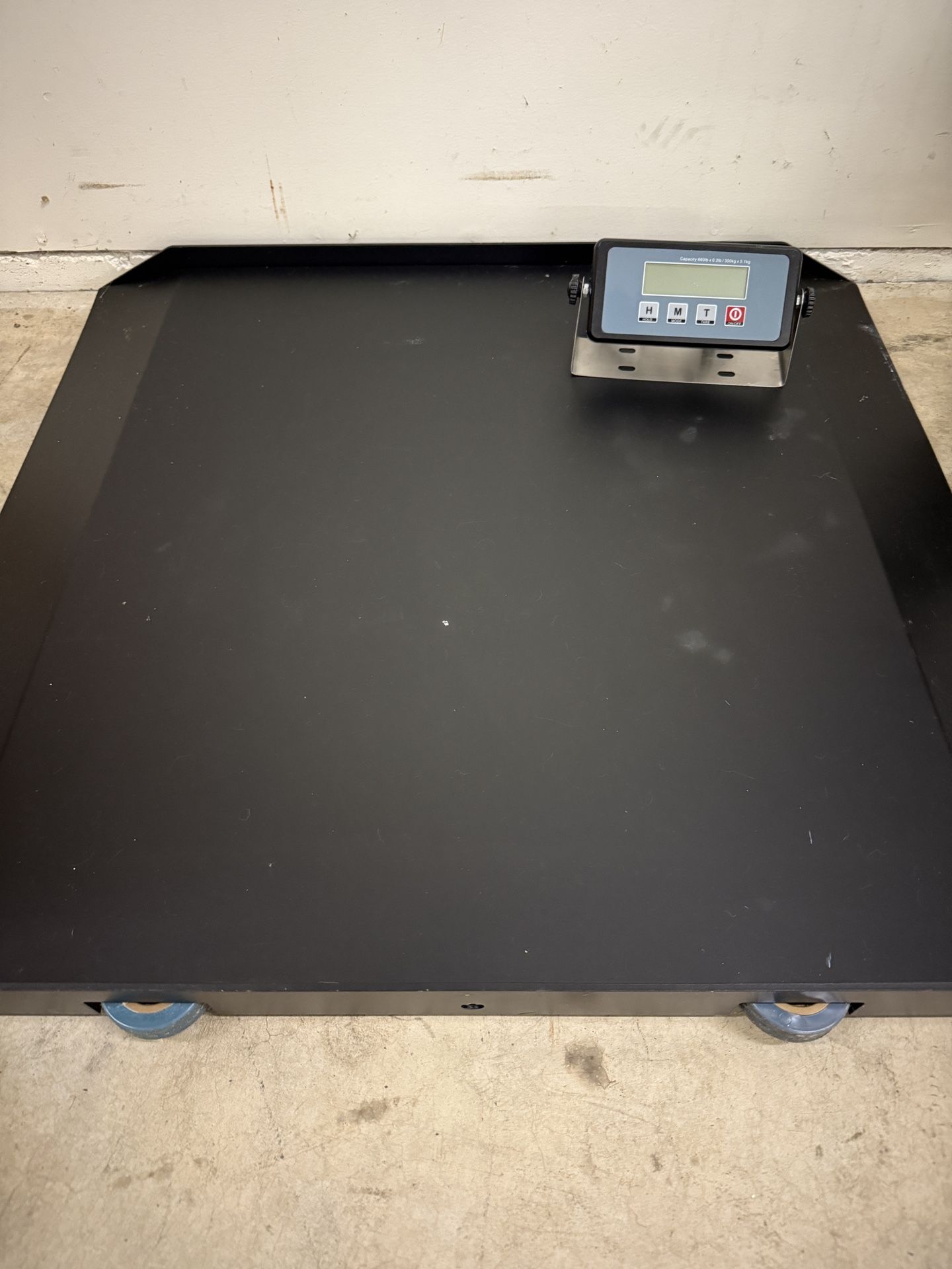 Lightly Used Wheelchair Scale for Home Use – 700lb Capacity, Dual Ramp Digital Medical Scale