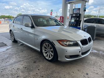 BMW 328i 2011