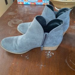 Gray Boots With Little Heel from Justice