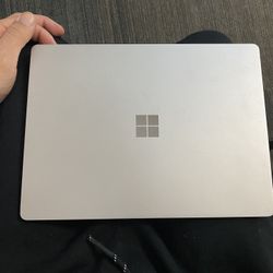 2022 Windows Surface Go