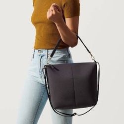 BARELY USED: Rothy’s The Mini Zip Bucket