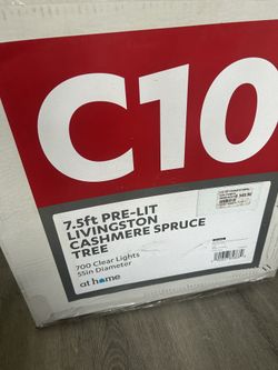 7.5ft Christmas Tree