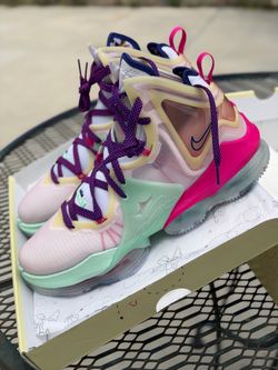Nike LeBron 19 Valentine’s Day size 12 NEW