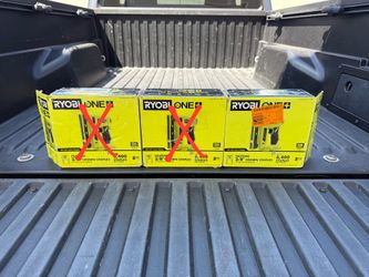 RYOBI ONE+ 18V Compression Drive Cordless 3/8 in. Crown Stapler (Tool Only)