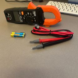 Digital Clamp Meter Klein Tools CL120 Brand New