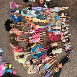 Barbies And LOL surprise Dolls