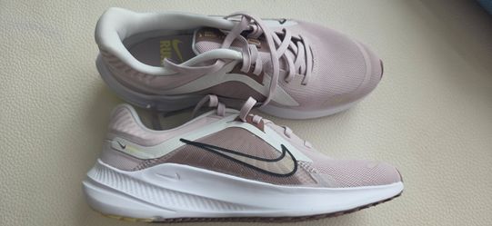 Nike Quest Running Sneakers