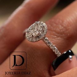 gold engagement ring