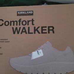 New Kirkland Men Sneaker Sz. 9