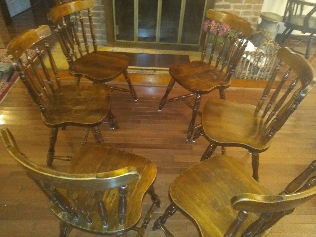 6 Ethan Allen vintage style chairs and or dining table