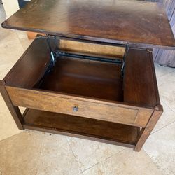 Solid Wood Lift Top Coffee Table