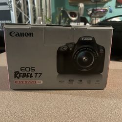 Canon Rebel T7