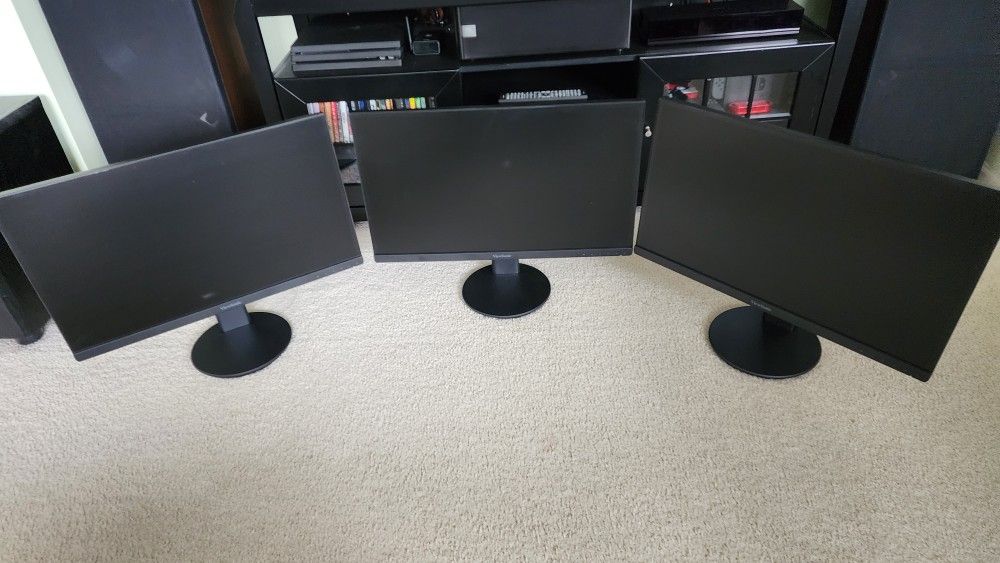 A lot of 3 ViewSonic V2753 27" Monitors