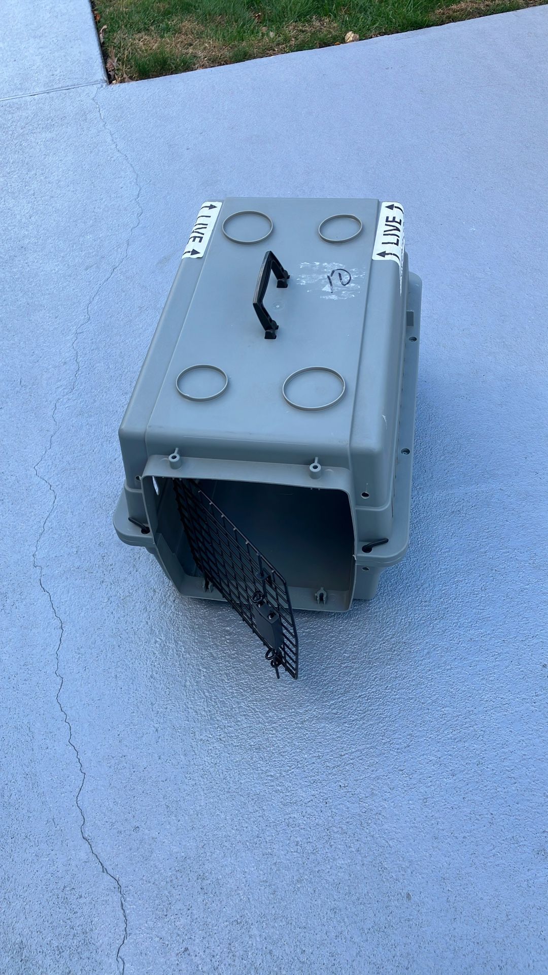 PETEMATE 24βx15β DOG π CRATE For PETS 20-40 Lbs. Brand New