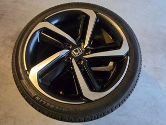 19" 235/40R19 Honda Rim