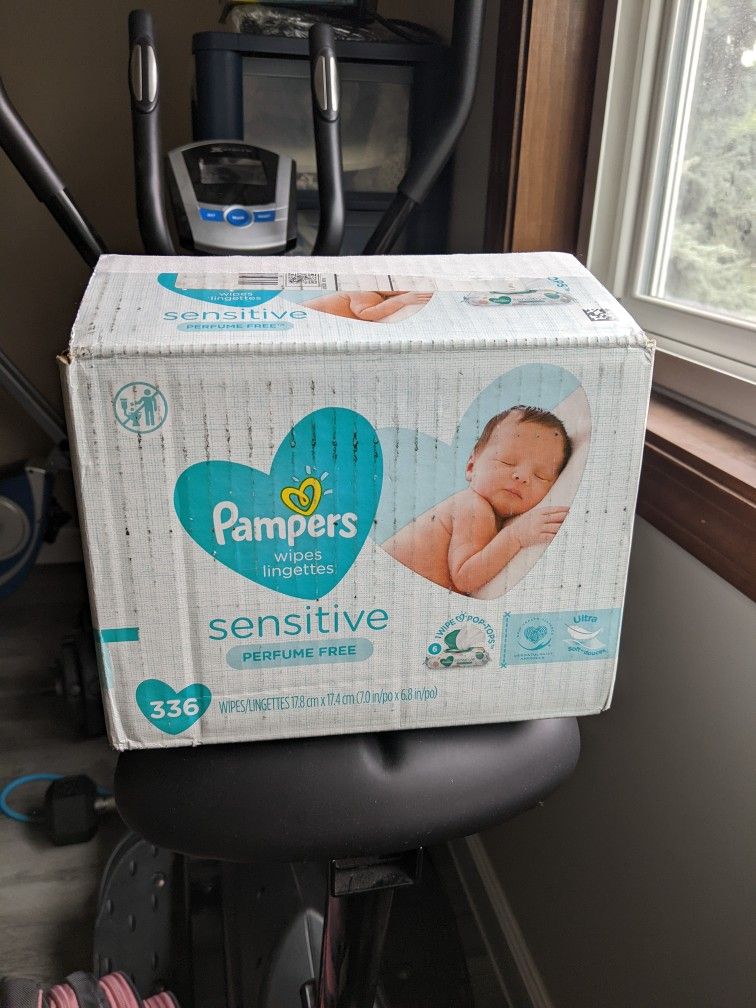 Pampers Sensitive Wipes- New