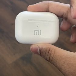 Xiaomi Bluetooth Wireless EarPods- Express Shipping!