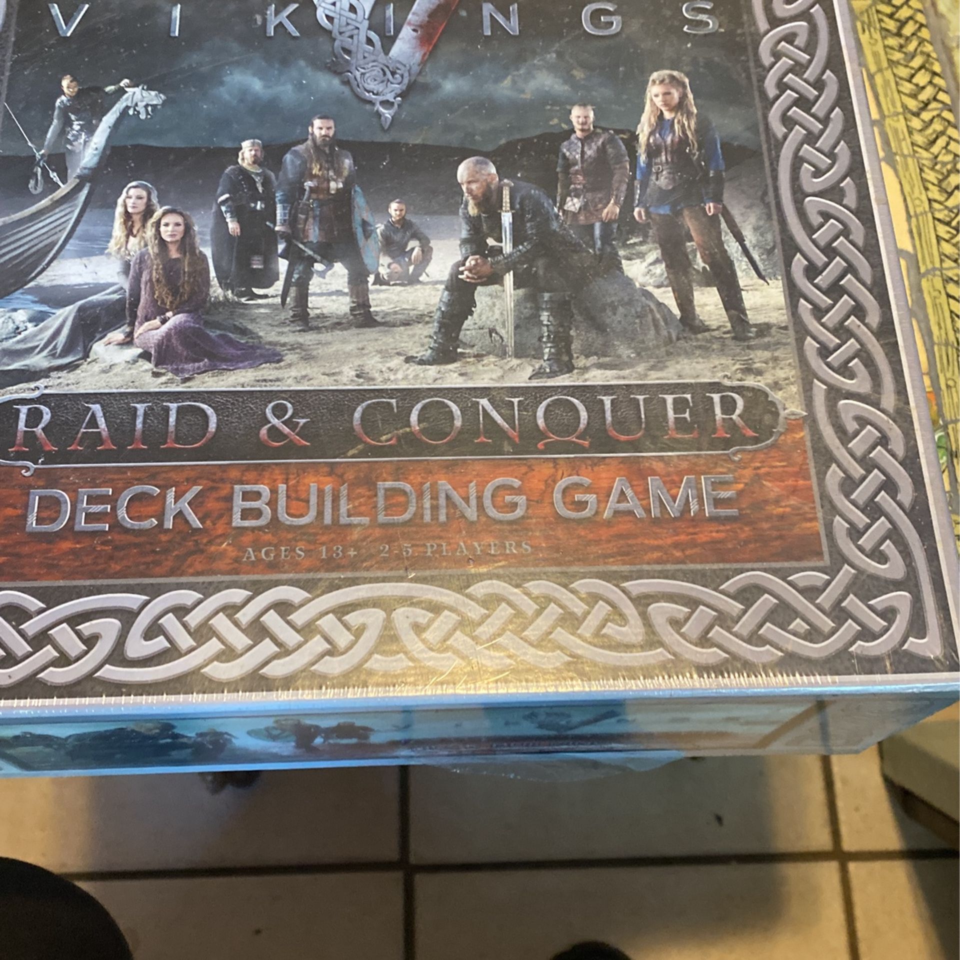 2016 Raid&conquer Deck building Game