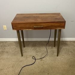 Wooden Desk With Outlets 
