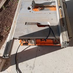 RIDGID 15 AMP 10" TABLESAW