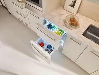 SUB-ZERO 30" - Designer Drawers-Refrigerator/Freezer & Ice maker.