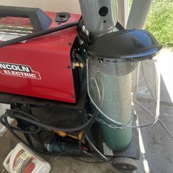 Lincoln welding machine