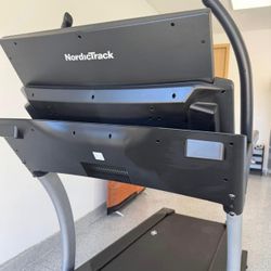 NordicTrack-X32i Commercial-Treadmill
