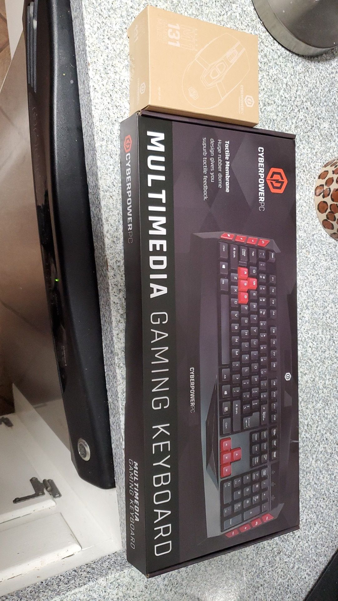 Cyberpowerpc gaming keyboard and mouse