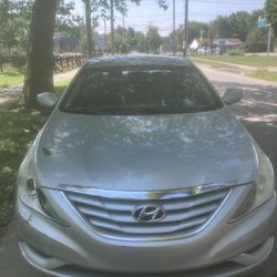 Hyundai Sonata 2011 